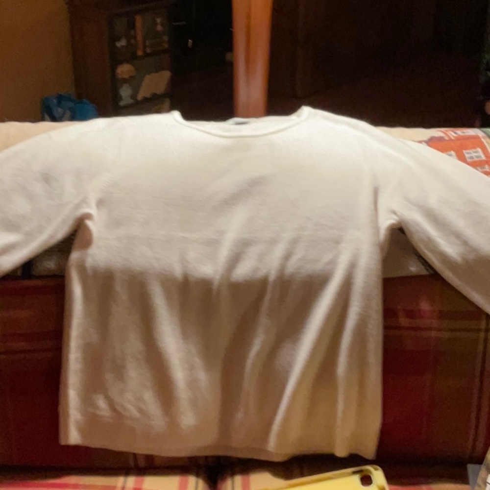 Crème colored pullover sweater size L